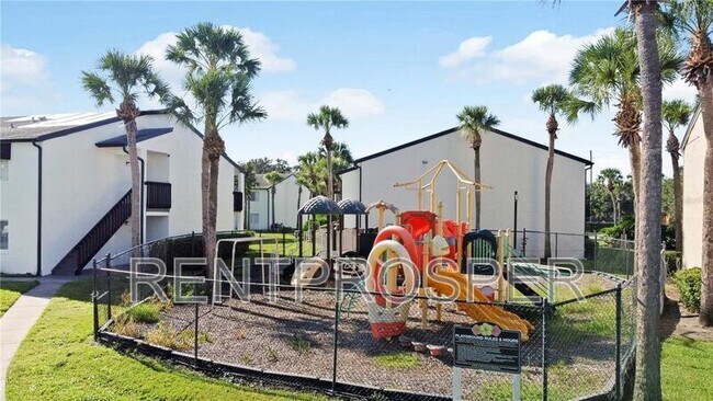 4269 S Semoran Blvd in Orlando, FL - Building Photo - Building Photo