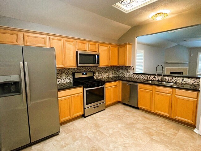 4113 Cleburne Dr in Pearland, TX - Building Photo - Building Photo