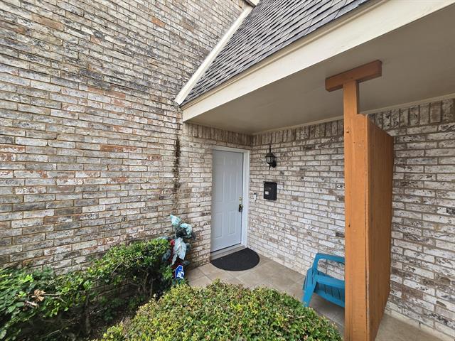 214 Village N Dr in Richardson, TX - Building Photo - Building Photo
