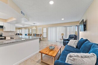1605 S US Hwy 1, Unit V6-306 in Jupiter, FL - Foto de edificio - Building Photo