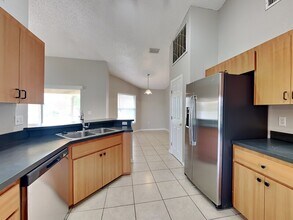 817 Highland Crest Loop in Lake Wales, FL - Building Photo - Building Photo