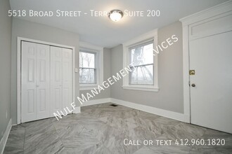 5518 Broad St in Pittsburgh, PA - Building Photo - Building Photo