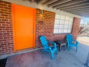 1302 N Richey Blvd in Tucson, AZ - Building Photo - Building Photo