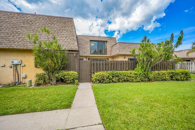 property at 1204 Waterview Cir