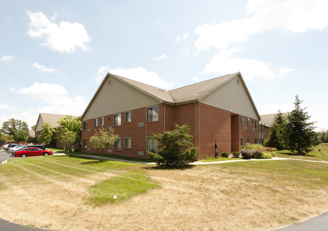 Abbey Park in Grand Blanc, MI - Foto de edificio - Building Photo