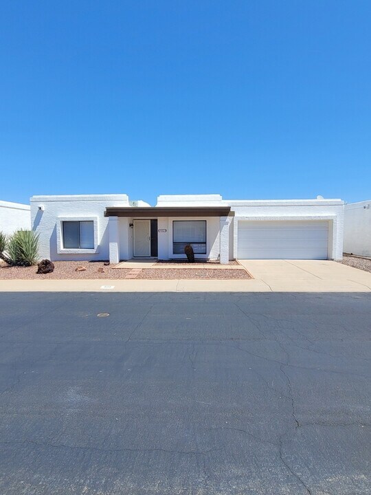 932 East Michigan Ave in Phoenix, AZ - Building Photo