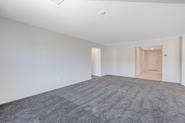 293 Horsetail Fls St in Indian Springs, NV - Building Photo - Building Photo