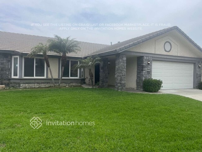 property at 895 W 59th St