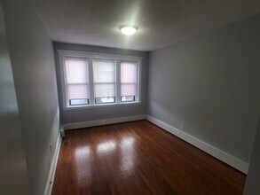 72 Walnut Park, Unit 7 in Boston, MA - Building Photo - Building Photo