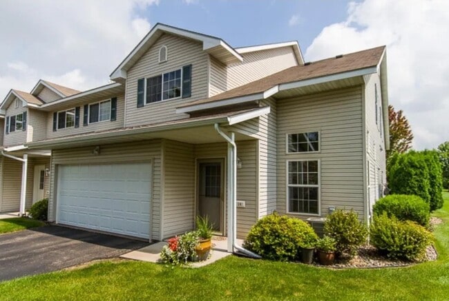 property at 14 Bridgewater Trl