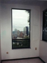 399 Bailey Ave in Pittsburgh, PA - Foto de edificio - Other