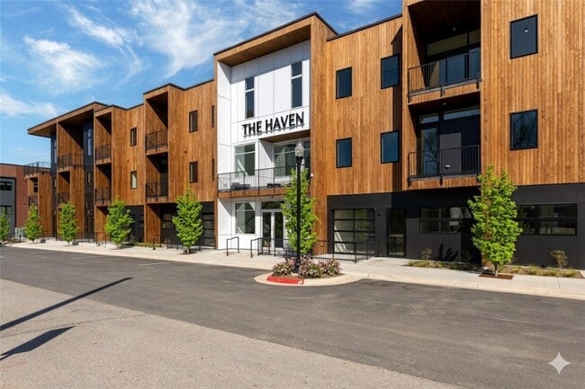 property at 905 SE 4th St