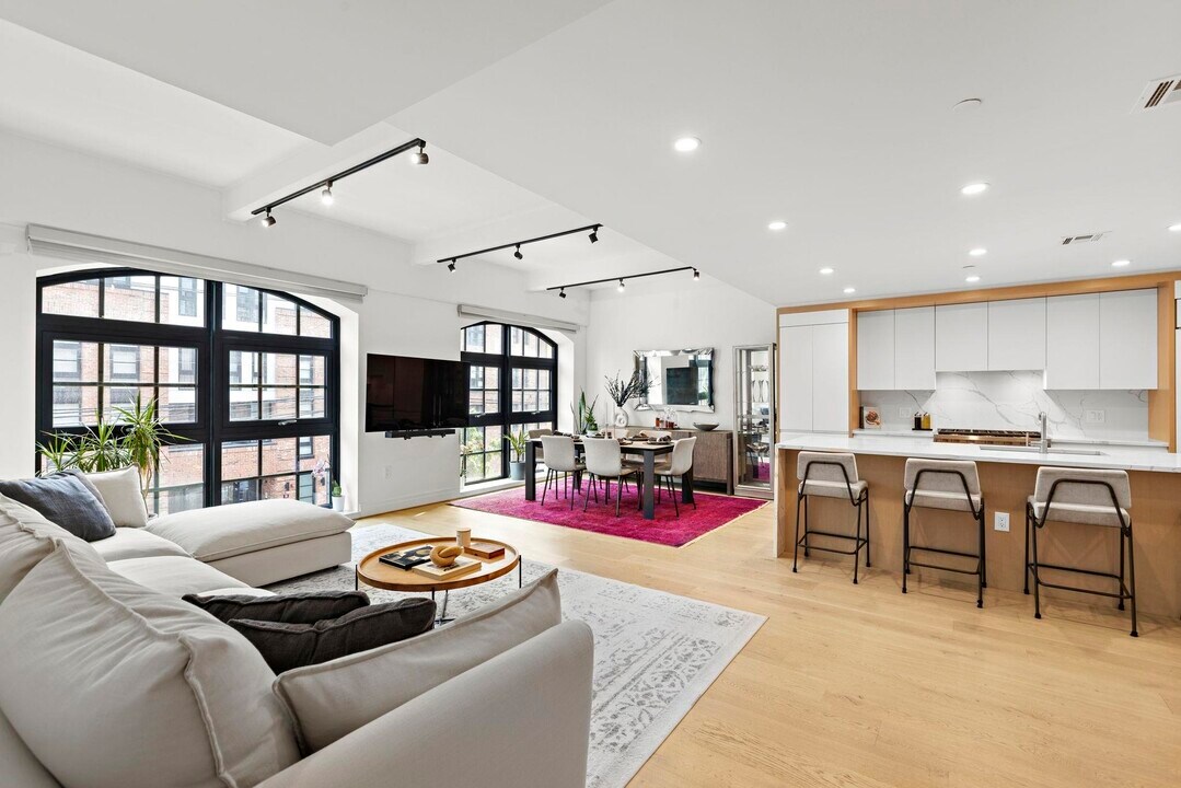 720 Clinton St in Hoboken, NJ - Building Photo