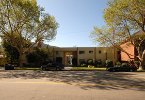 3120 W Riverside Dr Apartments