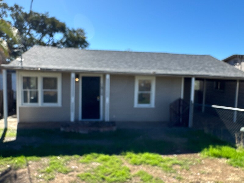 1915 Fort Wayne St in Oroville, CA - Building Photo