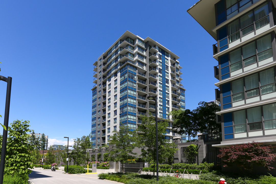 Kiwanis Towers in Richmond, BC - Building Photo