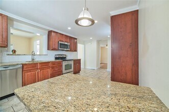 99 Maple Ave in Rye, NY - Building Photo - Building Photo