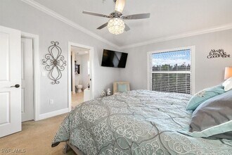 10090 Lake Cove Dr in Ft. Myers, FL - Building Photo - Building Photo