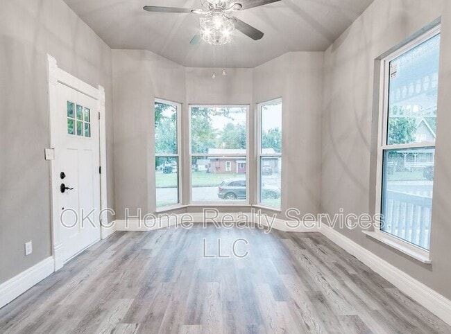 property at 503 E Springer Ave