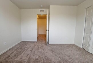 6334 Yellowstone Rd, Unit B in Cheyenne, WY - Building Photo - Building Photo