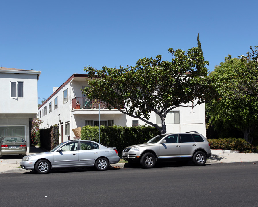 1237 10th St in Santa Monica, CA - Building Photo