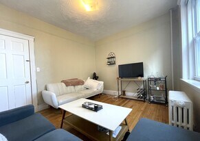 1691 Commonwealth Ave, Unit 27 in Boston, MA - Building Photo