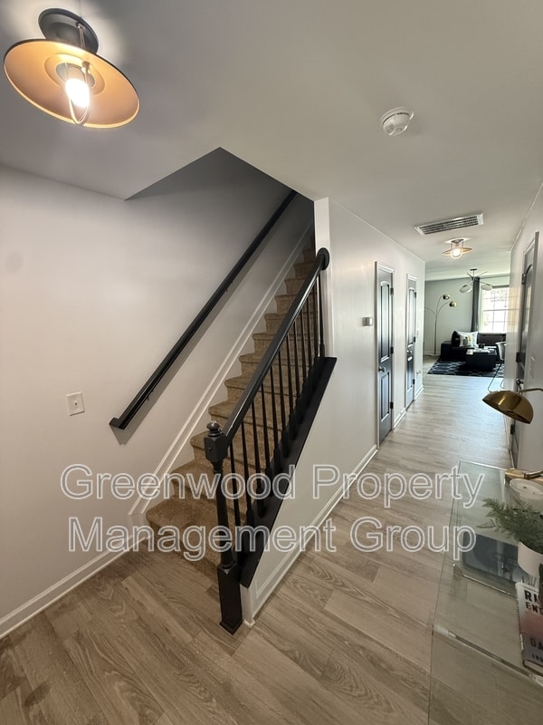 111 Crepe Myrtle Ln in Jamestown, NC - Building Photo - Building Photo