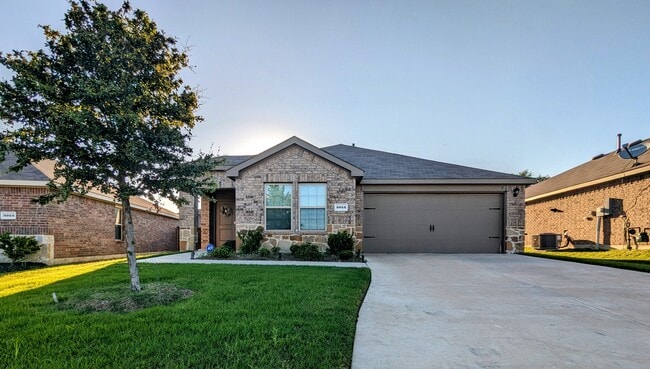 property at 3055 Stradford Way