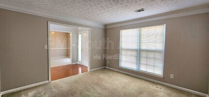 2330 Burdett Ridge Dr in College Park, GA - Building Photo - Building Photo