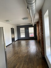 66 S Douglass St, Unit 102 in Columbus, OH - Building Photo - Building Photo