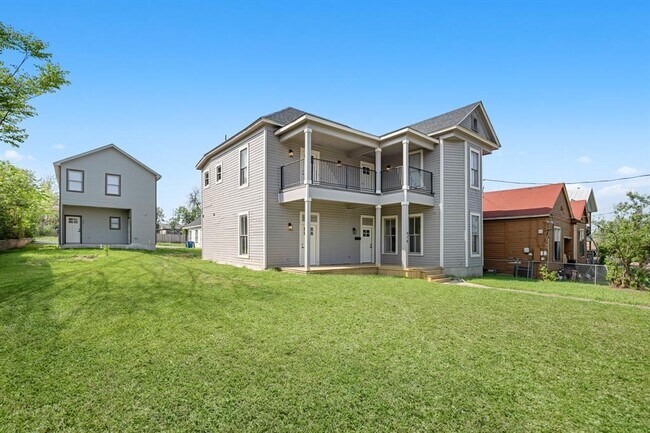 918 Dawson St in San Antonio, TX - Building Photo - Building Photo