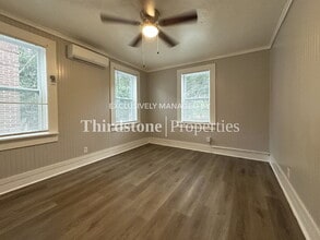 82 W 32nd St in Jacksonville, FL - Foto de edificio - Building Photo