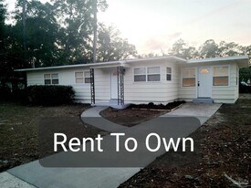 207 Hart Dr in Pensacola, FL - Building Photo