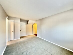 1310 Copeland Ave in Beloit, WI - Building Photo - Building Photo