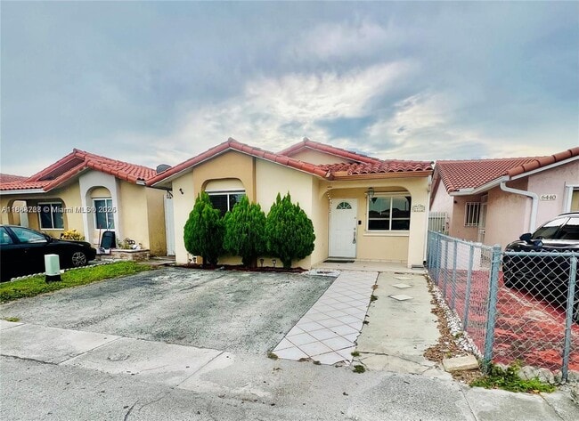 6430 W 25th Ln in Hialeah, FL - Building Photo - Building Photo