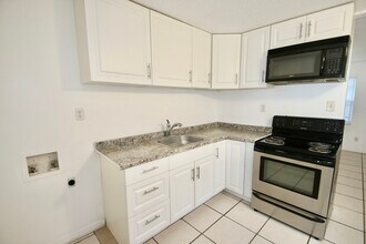 1260 Depugh St in Altamonte Springs, FL - Building Photo - Building Photo