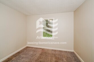 6712 3rd Ave S in Birmingham, AL - Foto de edificio - Building Photo