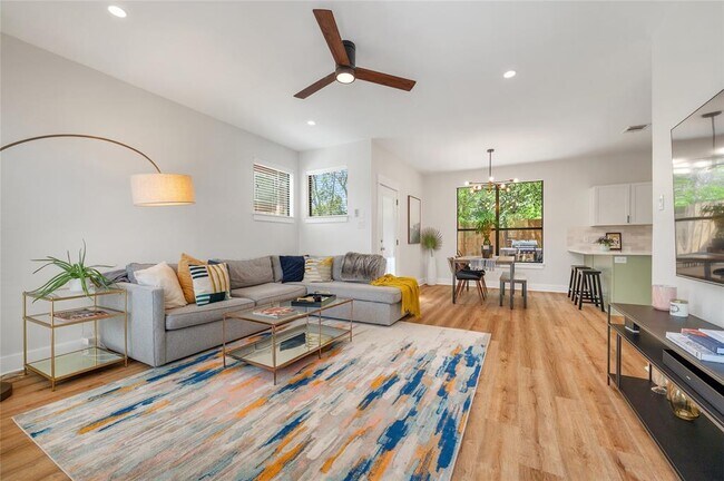 4124 Valley View Rd in Austin, TX - Building Photo - Building Photo