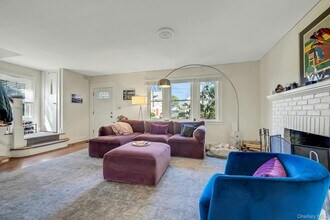 25 Richelieu Rd in Scarsdale, NY - Building Photo - Building Photo