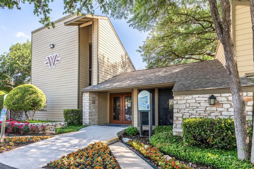 Westdale Pointe in Austin, TX - Foto de edificio