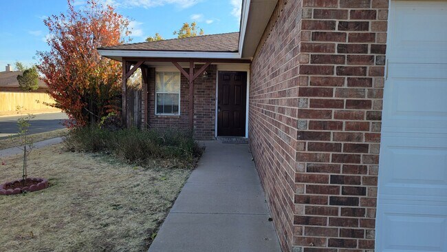 1805 79th Pl in Lubbock, TX - Building Photo - Building Photo