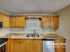 102 Bonnabel Ct in Dallas, GA - Building Photo - Building Photo