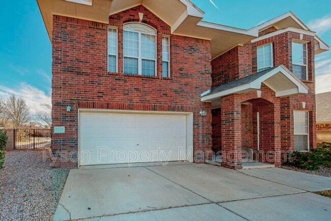 property at 6916 La Merida Ave NE