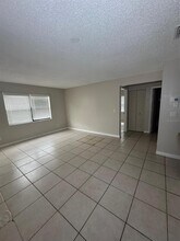 2416 SE Garden Terrace in Port St. Lucie, FL - Building Photo - Building Photo