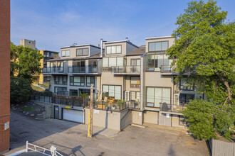 Chelsea Terrace Condominium in Calgary, AB - Building Photo - Building Photo