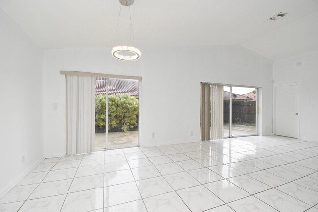 1456 Waterway Cove Dr