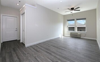 1719 Westheimer Rd-Unit -D in Houston, TX - Building Photo - Building Photo