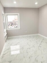 107-17 32nd Ave in Queens, NY - Building Photo - Building Photo