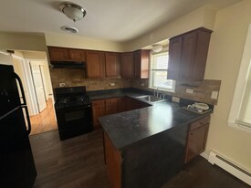 5838 W Montrose Ave, Unit 2S in Chicago, IL - Building Photo