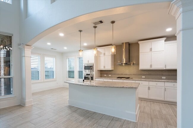 property at 2614 Orleans Way